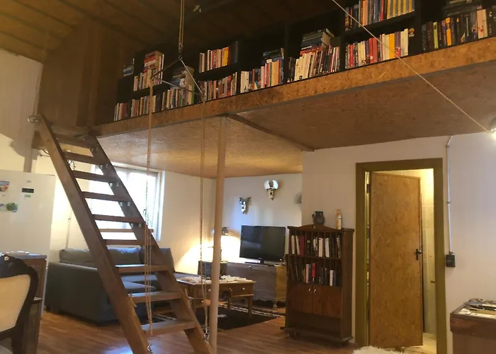 Kaleici Muestakil Bahceli Muethis Ev Antalia