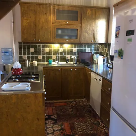 Kaleıçı Müstakıl Bahçelı Müthış Ev Villa *