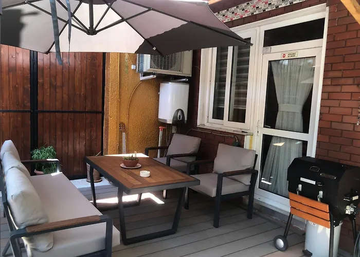 Kaleıçı Müstakıl Bahçelı Müthış Ev Villa Antalya