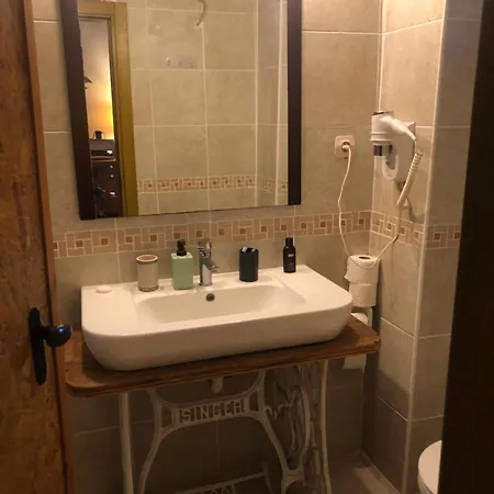 Kaleici Muestakil Bahceli Muethis Ev