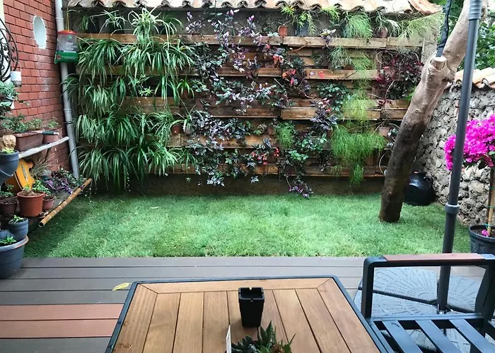 Kaleici Muestakil Bahceli Muethis Ev ヴィラ *