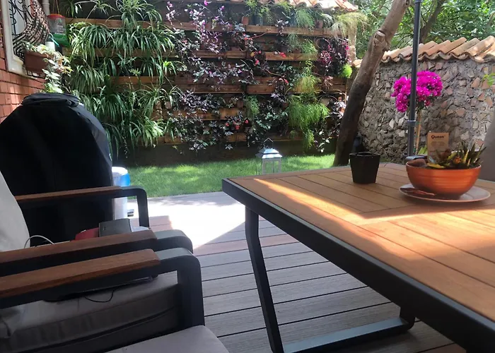 ヴィラ Kaleici Muestakil Bahceli Muethis Ev *