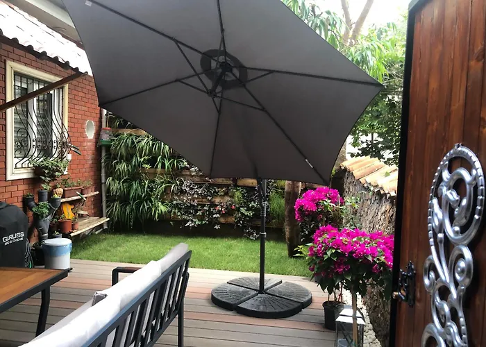 Kaleici Muestakil Bahceli Muethis Ev アンタルヤ